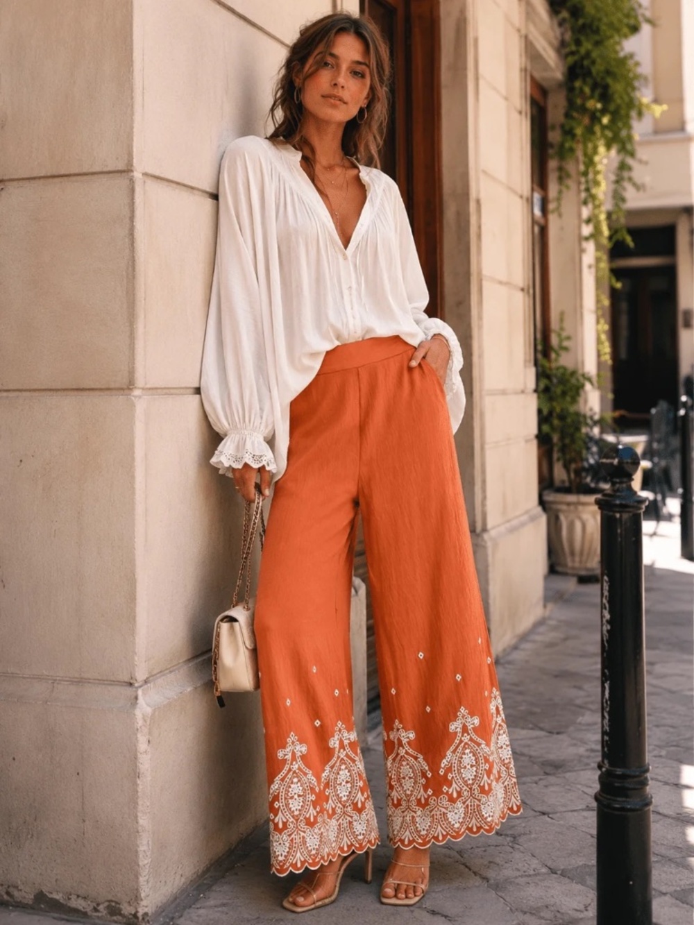"La Reyna" Women's Elastic Waist Front Pockets Wide Leg Embroidery Pants